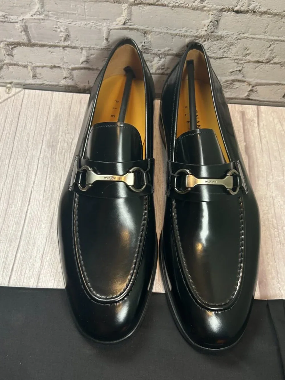 MAGNANNI BIT BUCKLE LOAFERS 10.5